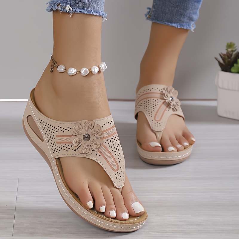 womens floral decor thong sandals slip on soft sole platform casual slides non slip wedge retro slides details 10