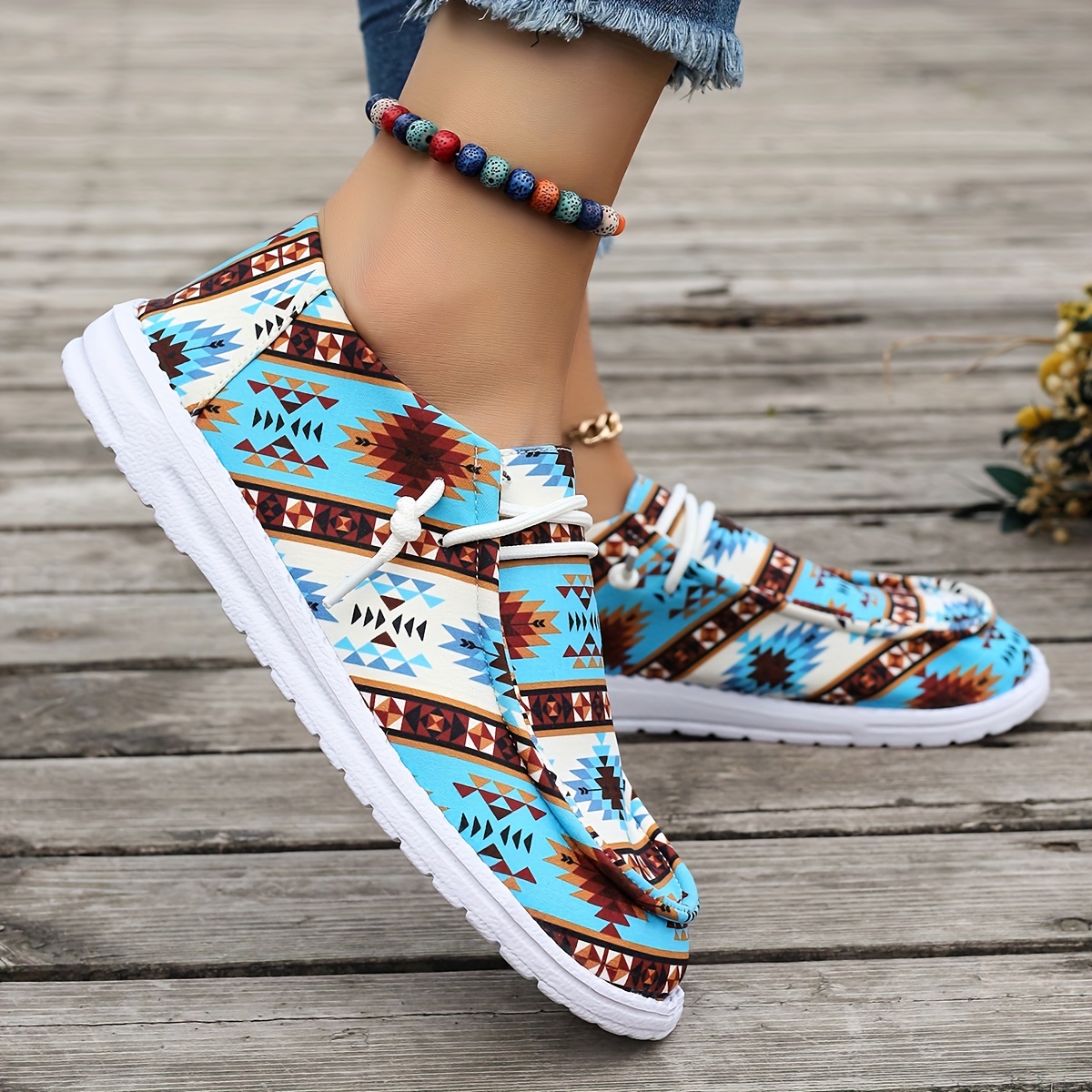 womens geometric pattern canvas shoes casual lace up outdoor shoes lightweight low top sneakers details 0